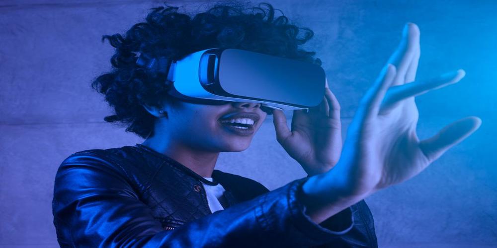 8 ways of enjoying life through virtual reality